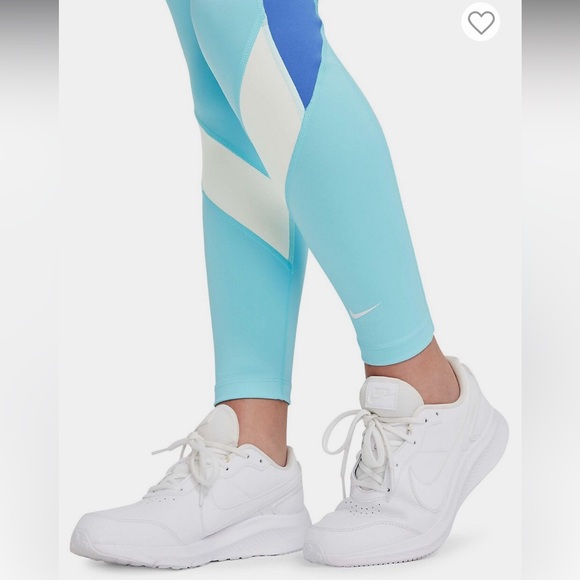 Nike Girl's Dri-FIT One Leggings - Picture 5 of 9